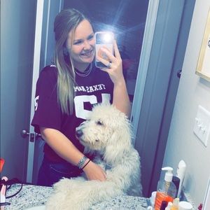 Meet your Posher, Taylor